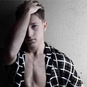 Meet your Posher, Sasha